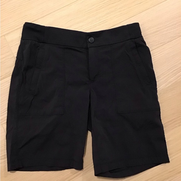Athleta Pants - Athleta Black Women's Shorts Size 4